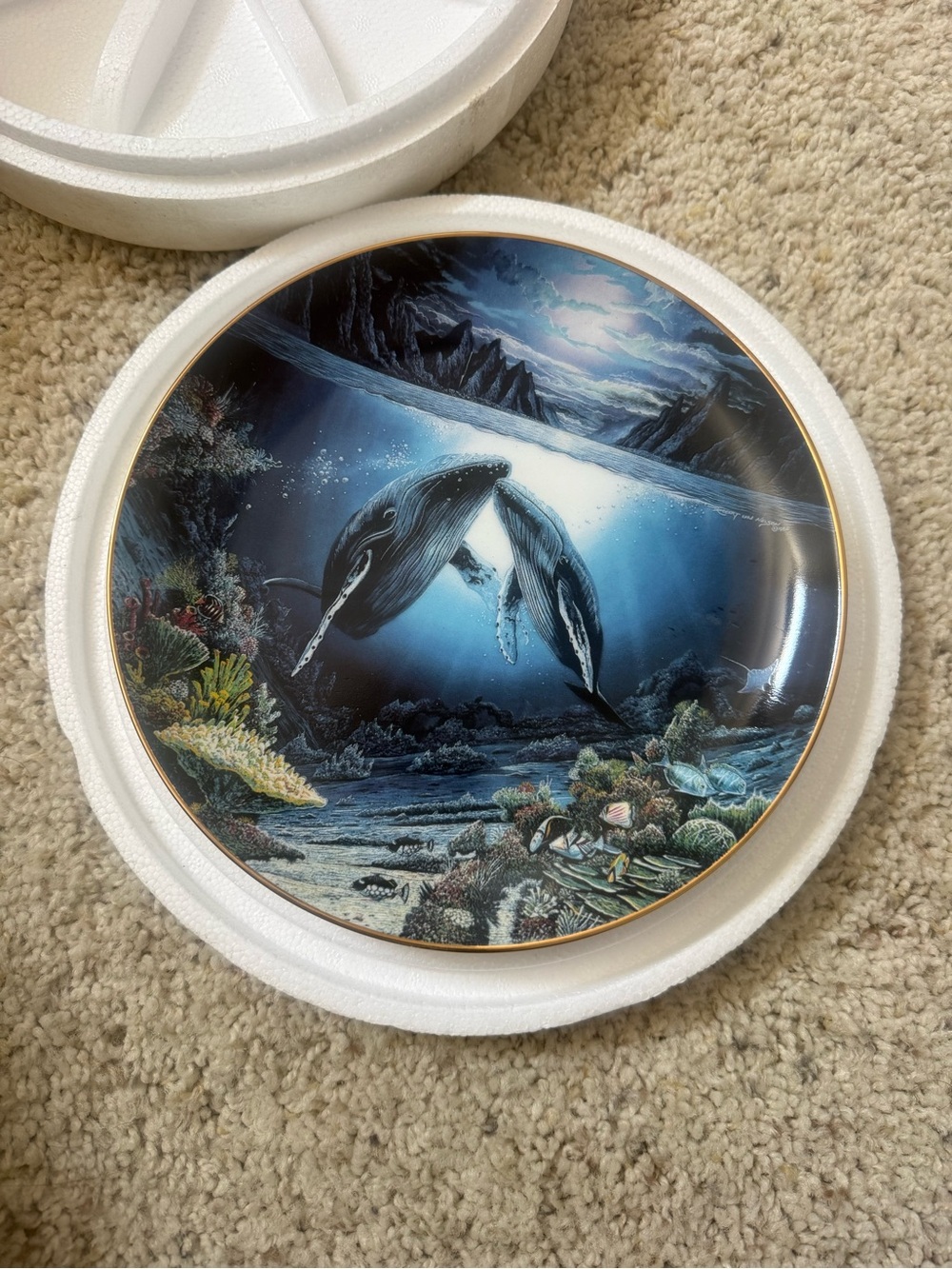 Decorative Whale Ocean Scene Collector Plate - Deep Blue